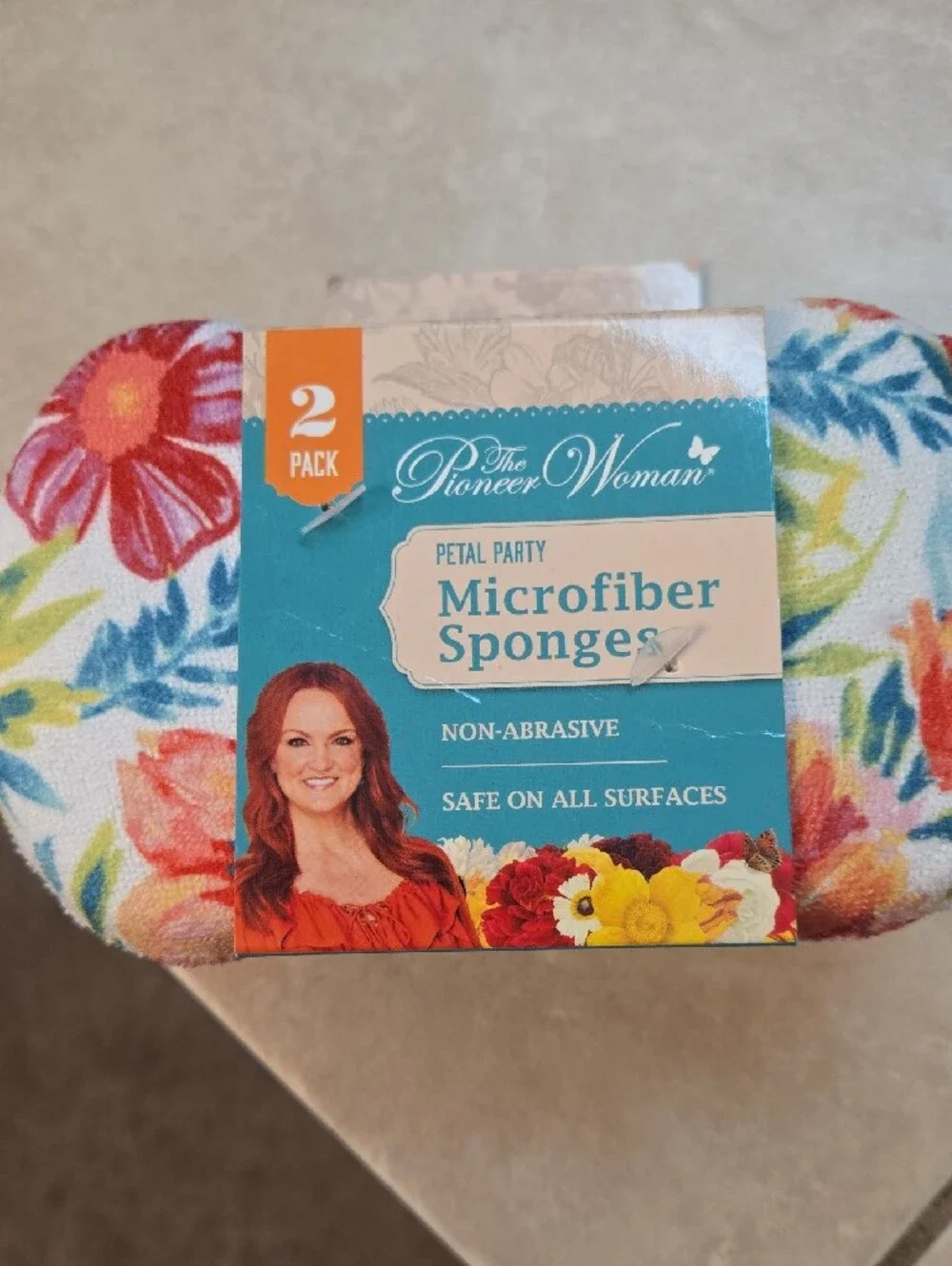 The Pioneer Woman Floral Microfiber Sponges & Pink Cleaning Gloves